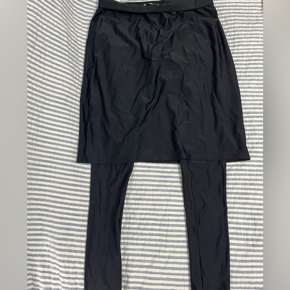 Black athletic skirt with leggings attached. - Picture 1 of 2